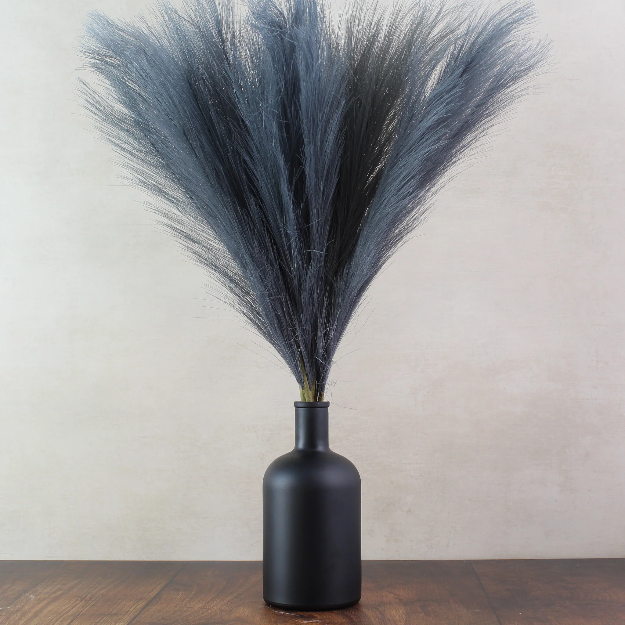 60cm Pampas & Glass Vase - Image 4