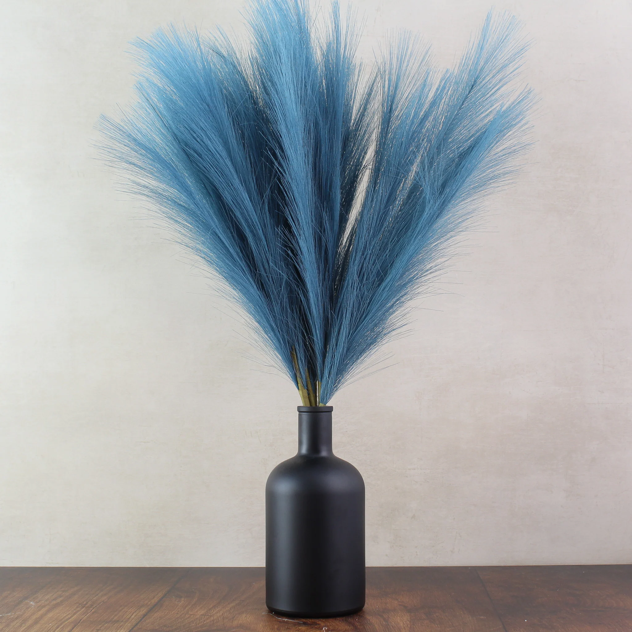 60cm Pampas & Glass Vase - Image 6