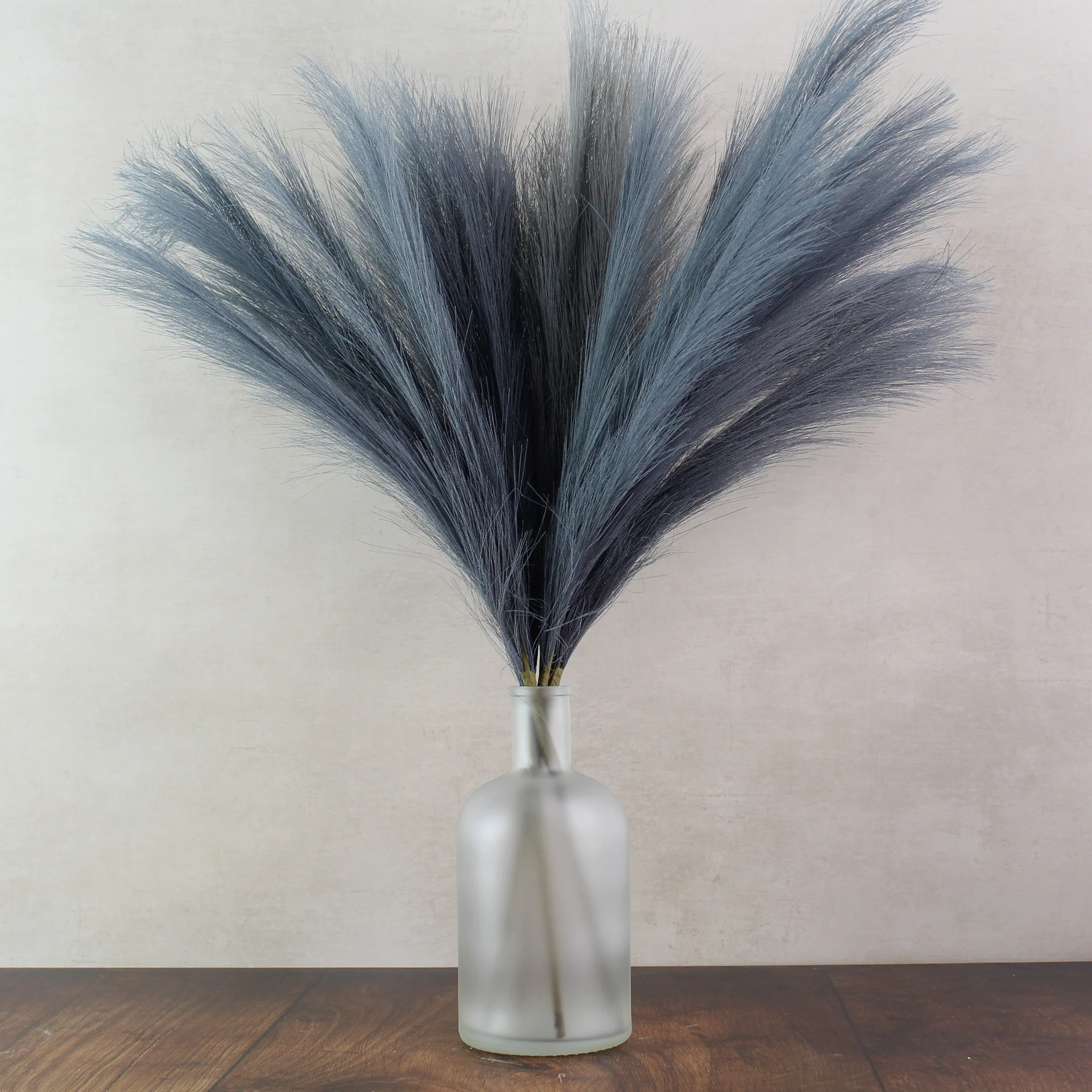 60cm Pampas & Glass Vase - Image 9
