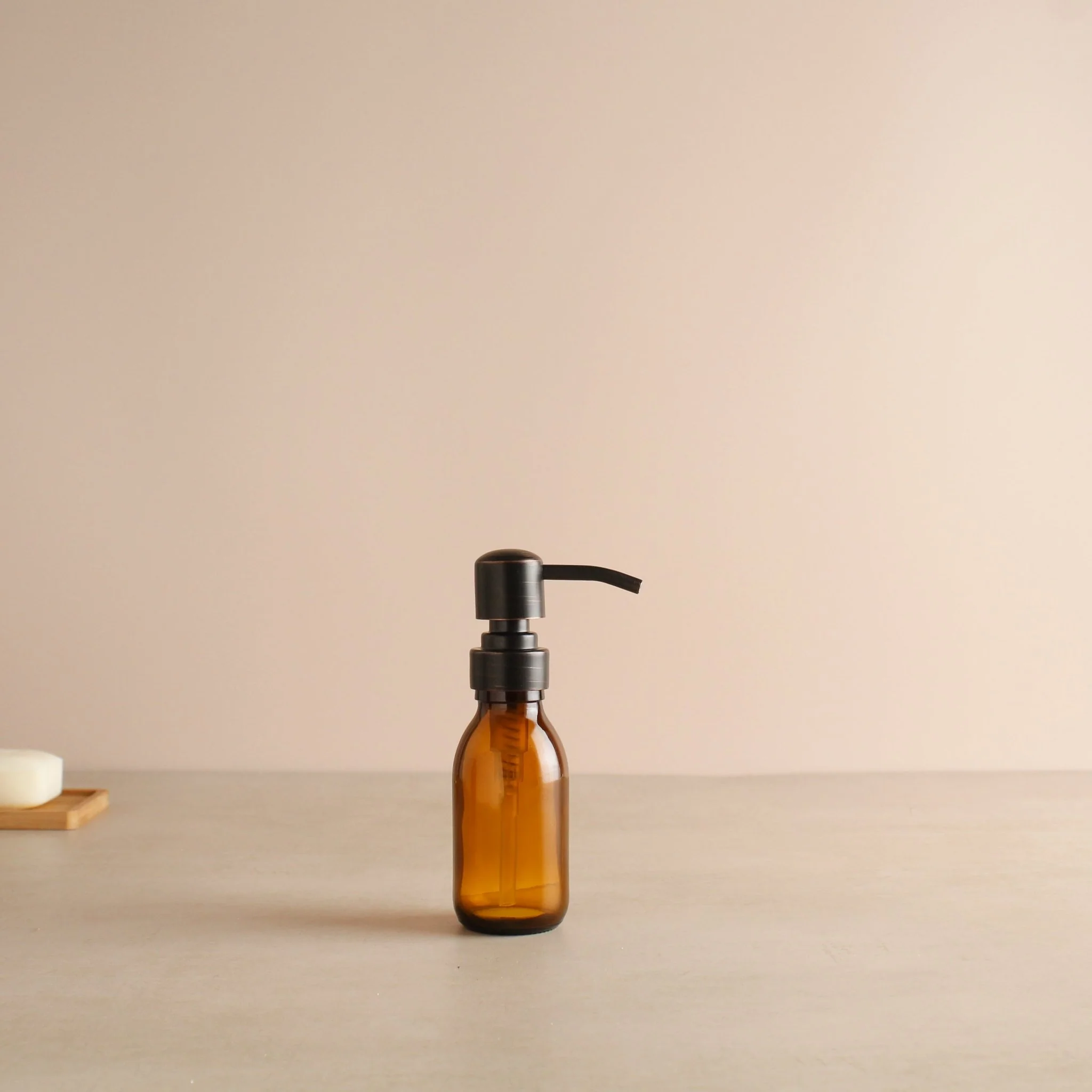 Amber Glass Dispenser Bottle Black/Copper Pump - Image 6