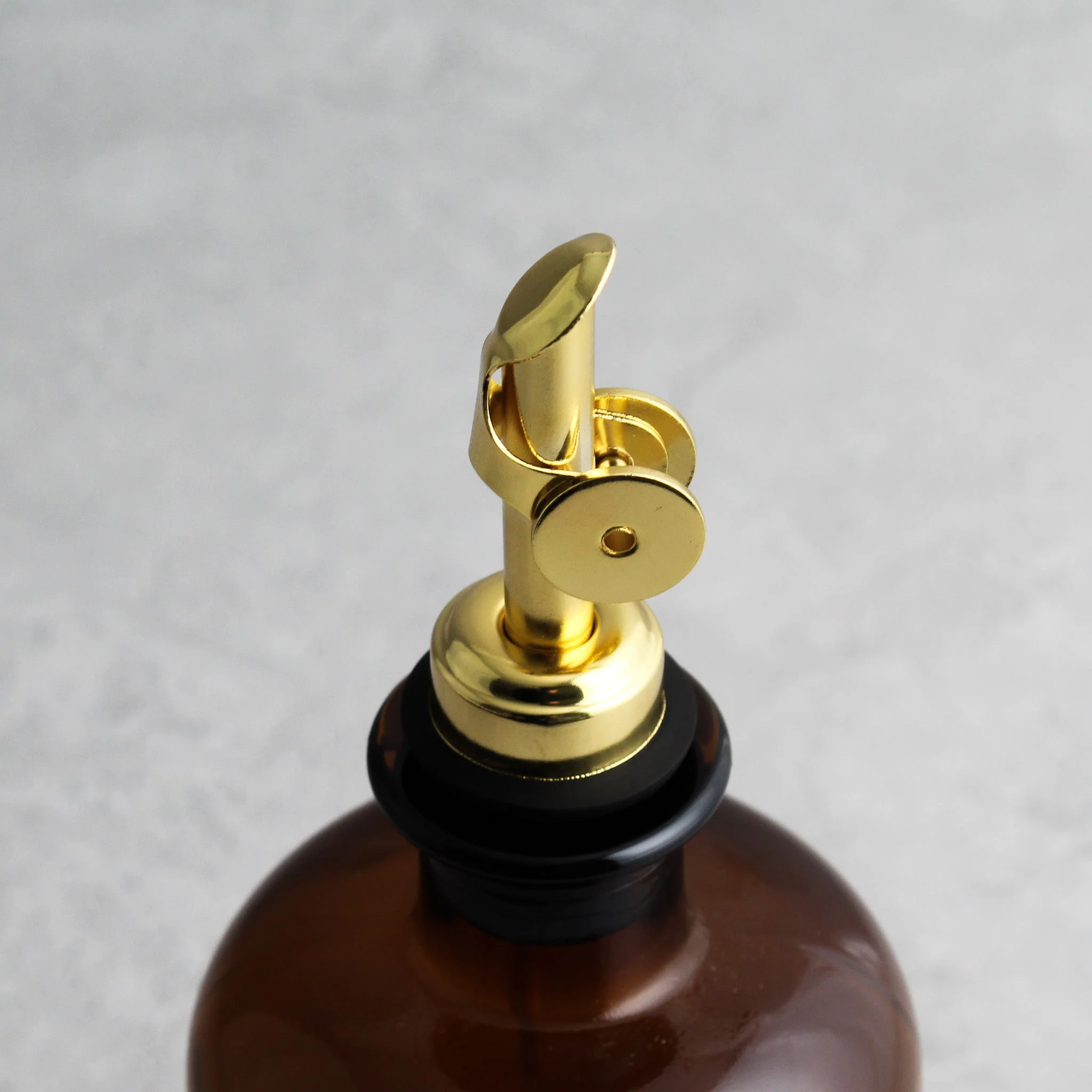 Amber Glass Oil Bottle With Label - Image 3