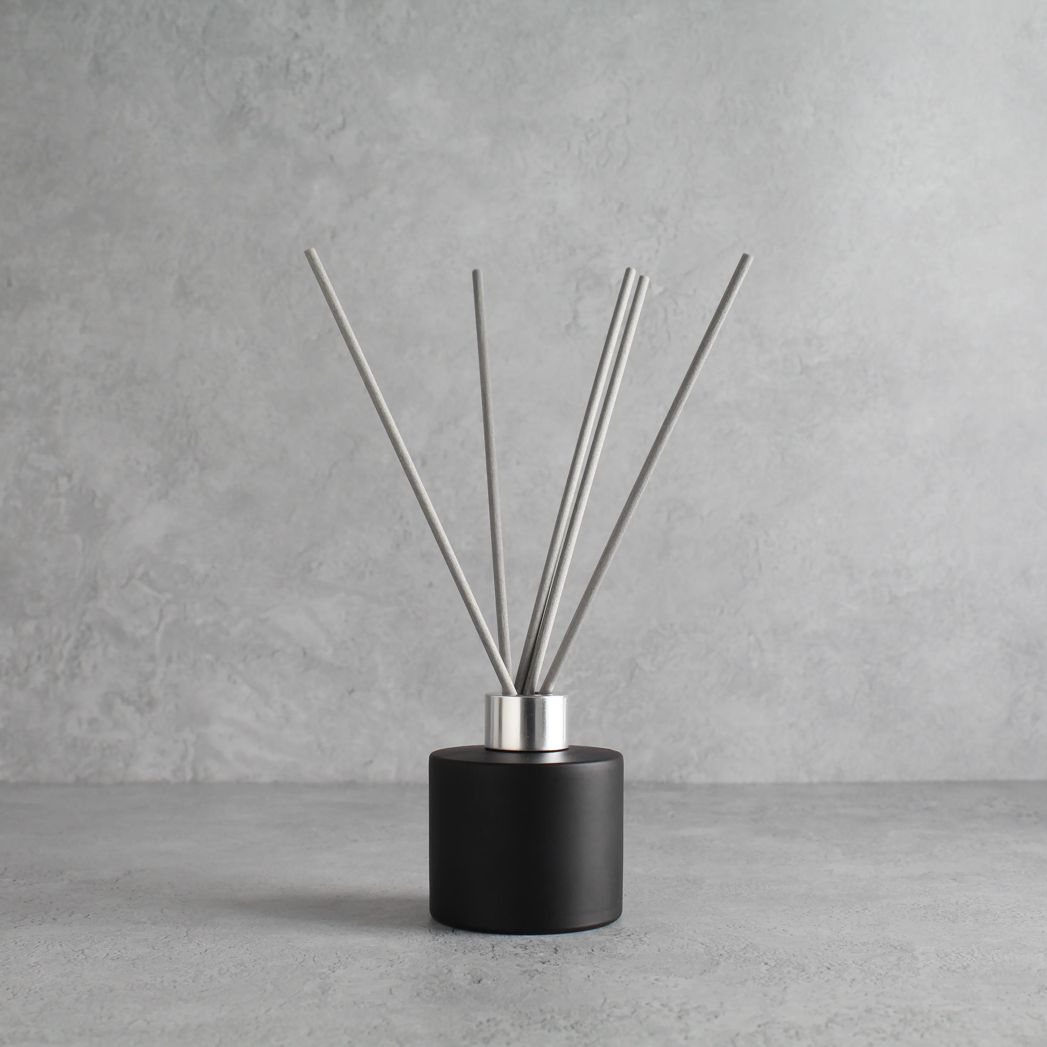 Black Reed Diffuser - Wholesale - Image 5