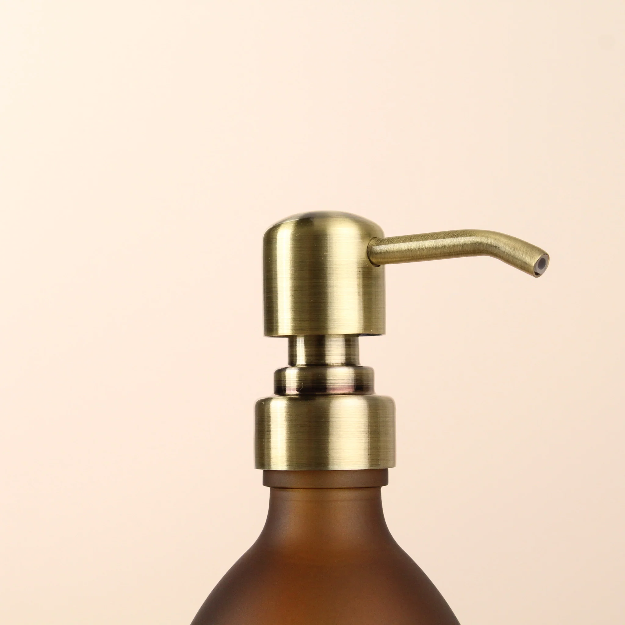 Body Wash, Shampoo & Conditioner Frosted Amber Glass Set - Image 4