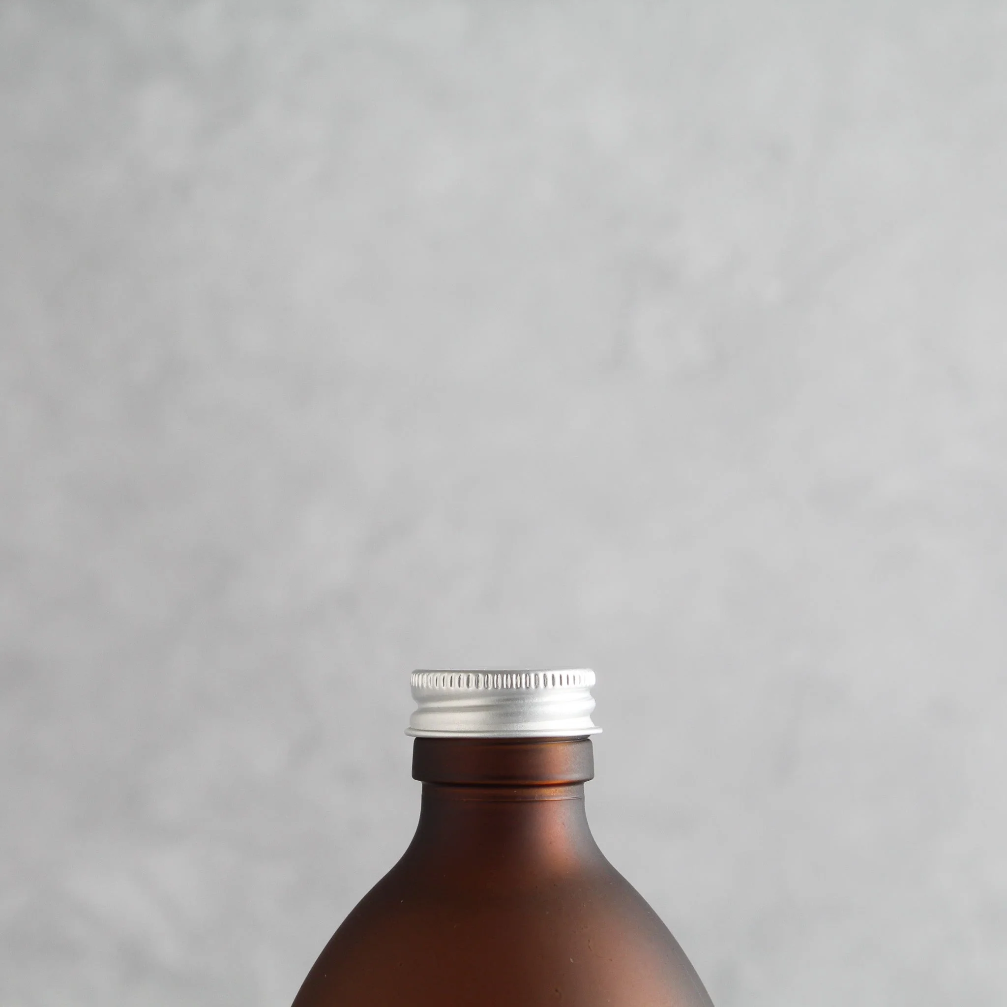 Frosted Amber Glass Bottle With Screw Cap - Image 6