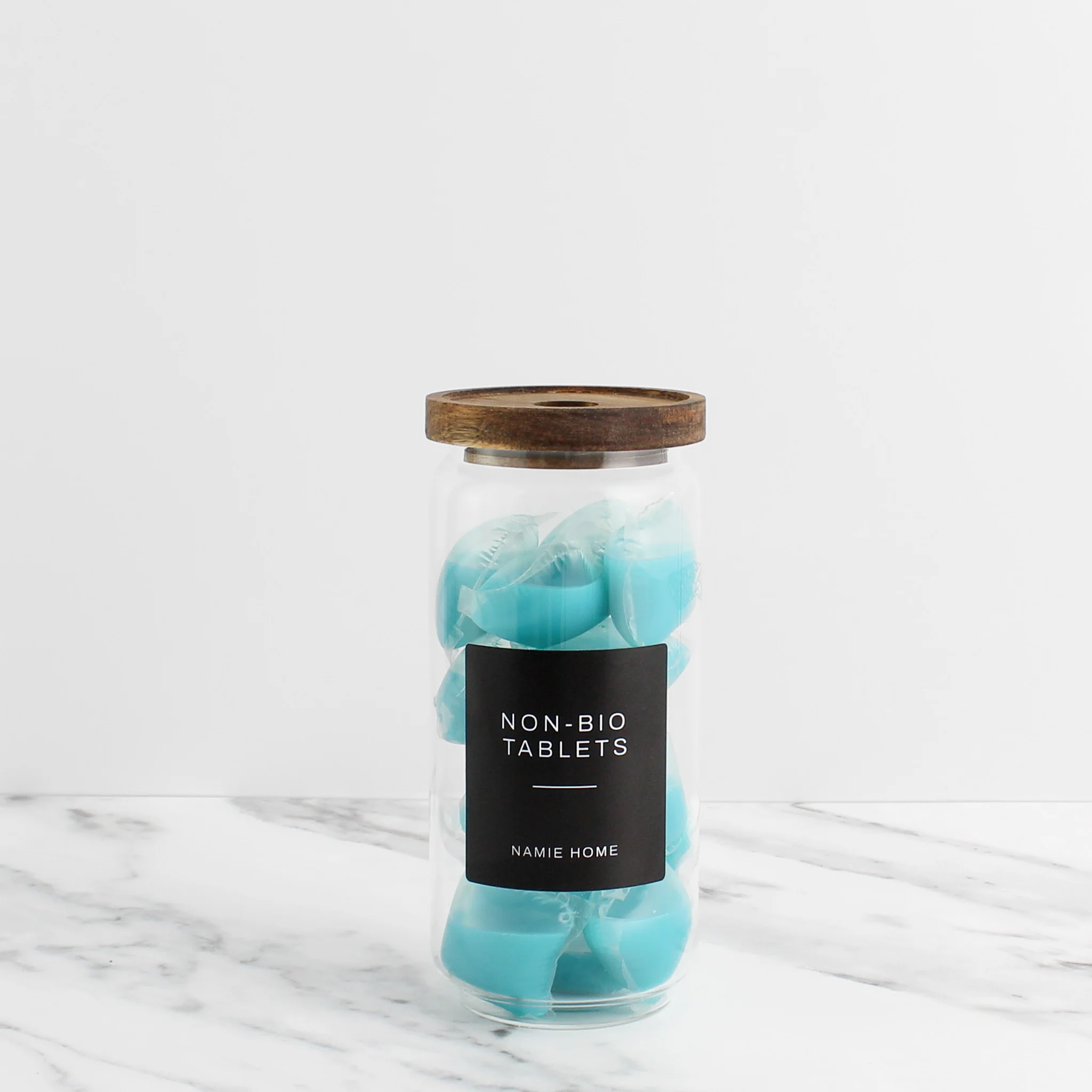 Glass Storage Jar With Acacia Lid For Laundry - Image 3