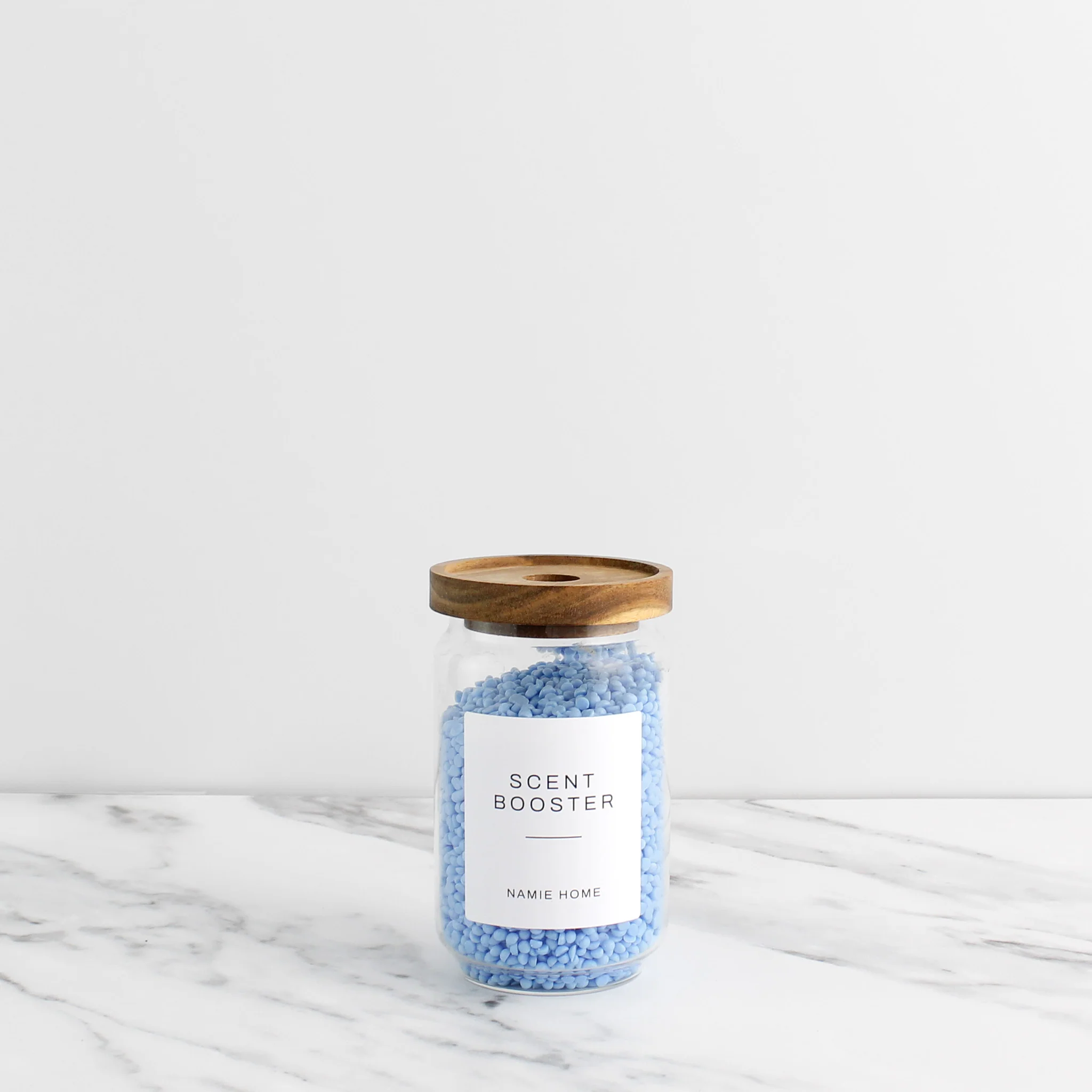 Glass Storage Jar With Acacia Lid For Laundry - Image 3