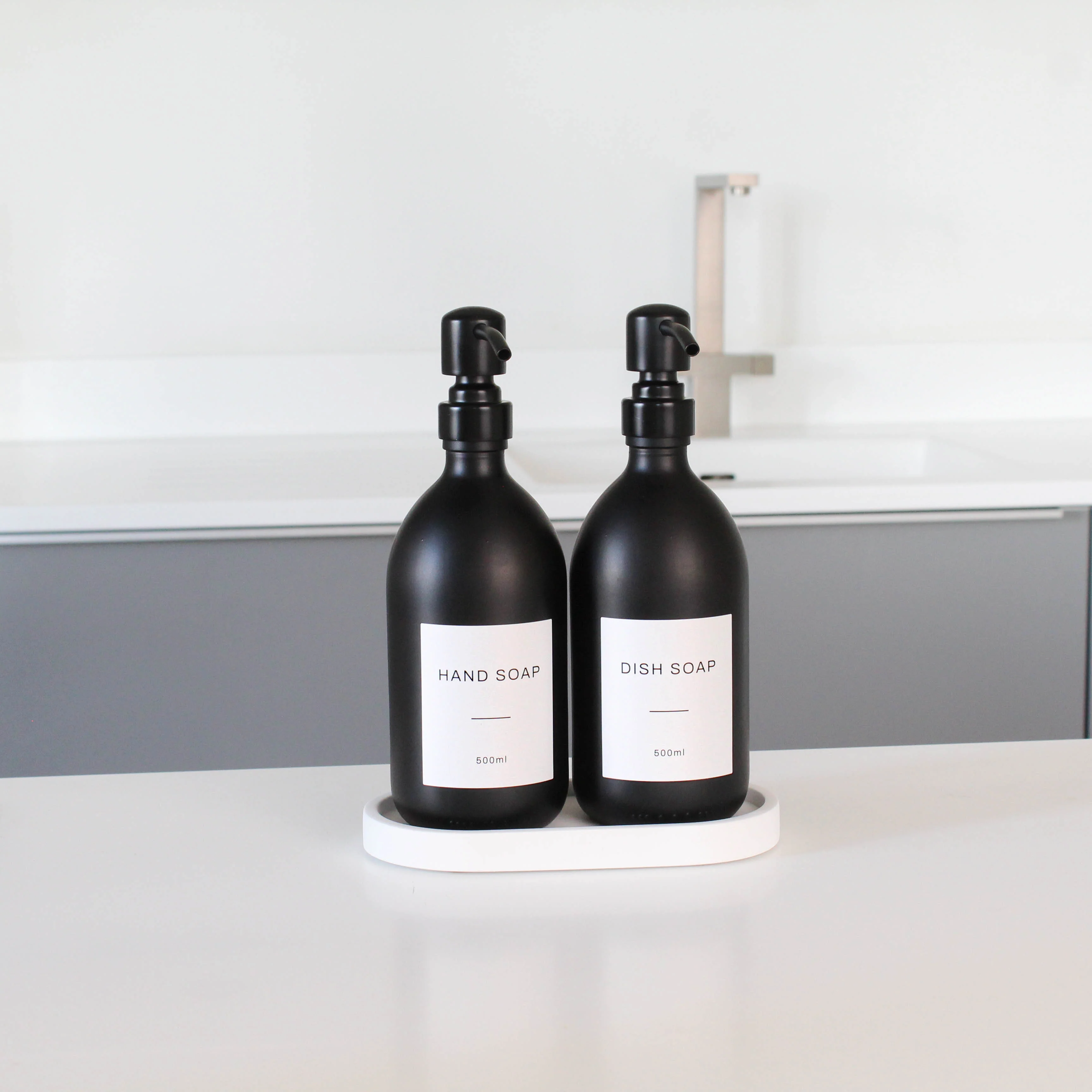 500ml Labelled Matte Black Glass Dispenser - Image 23