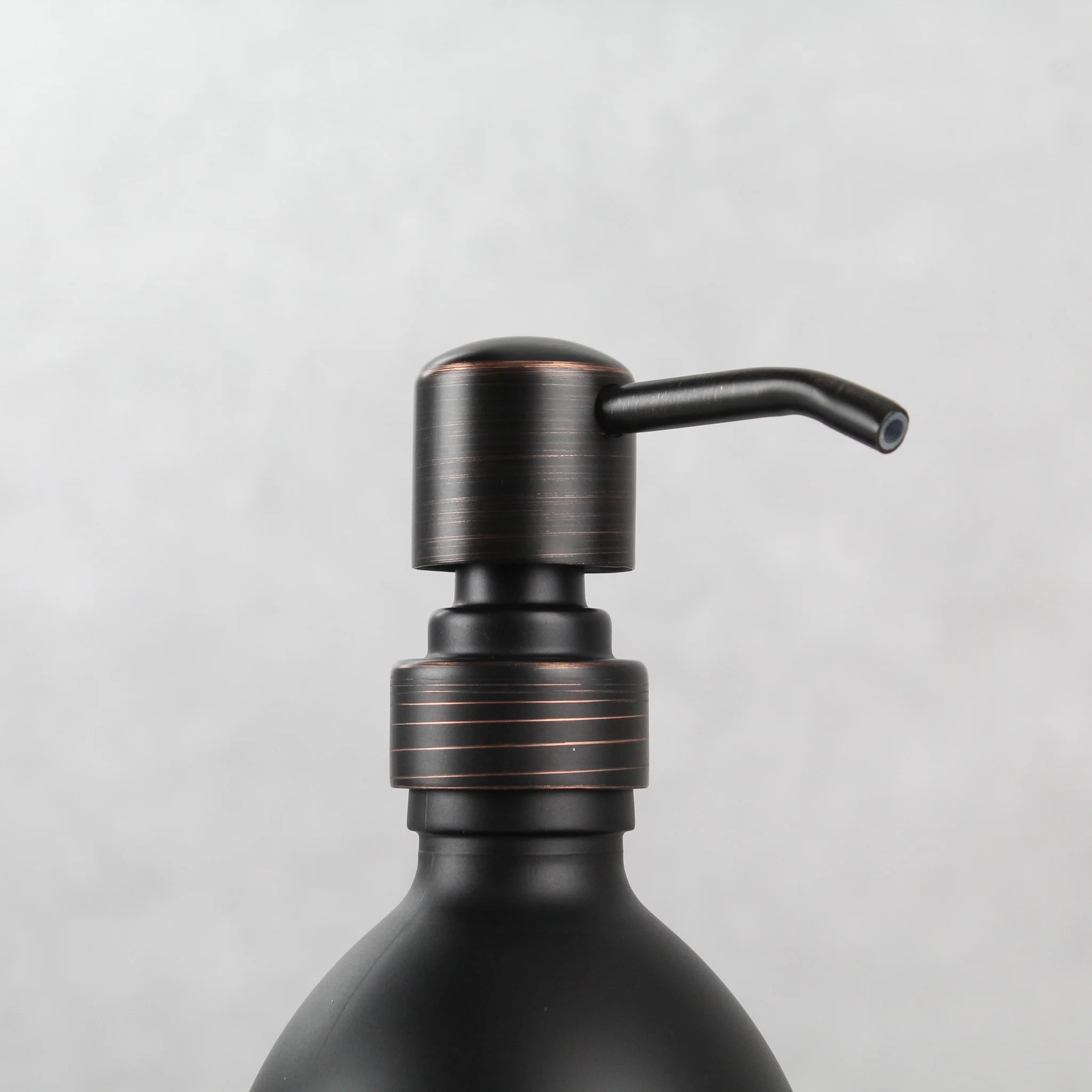500ml Labelled Matte Black Glass Dispenser - Image 10