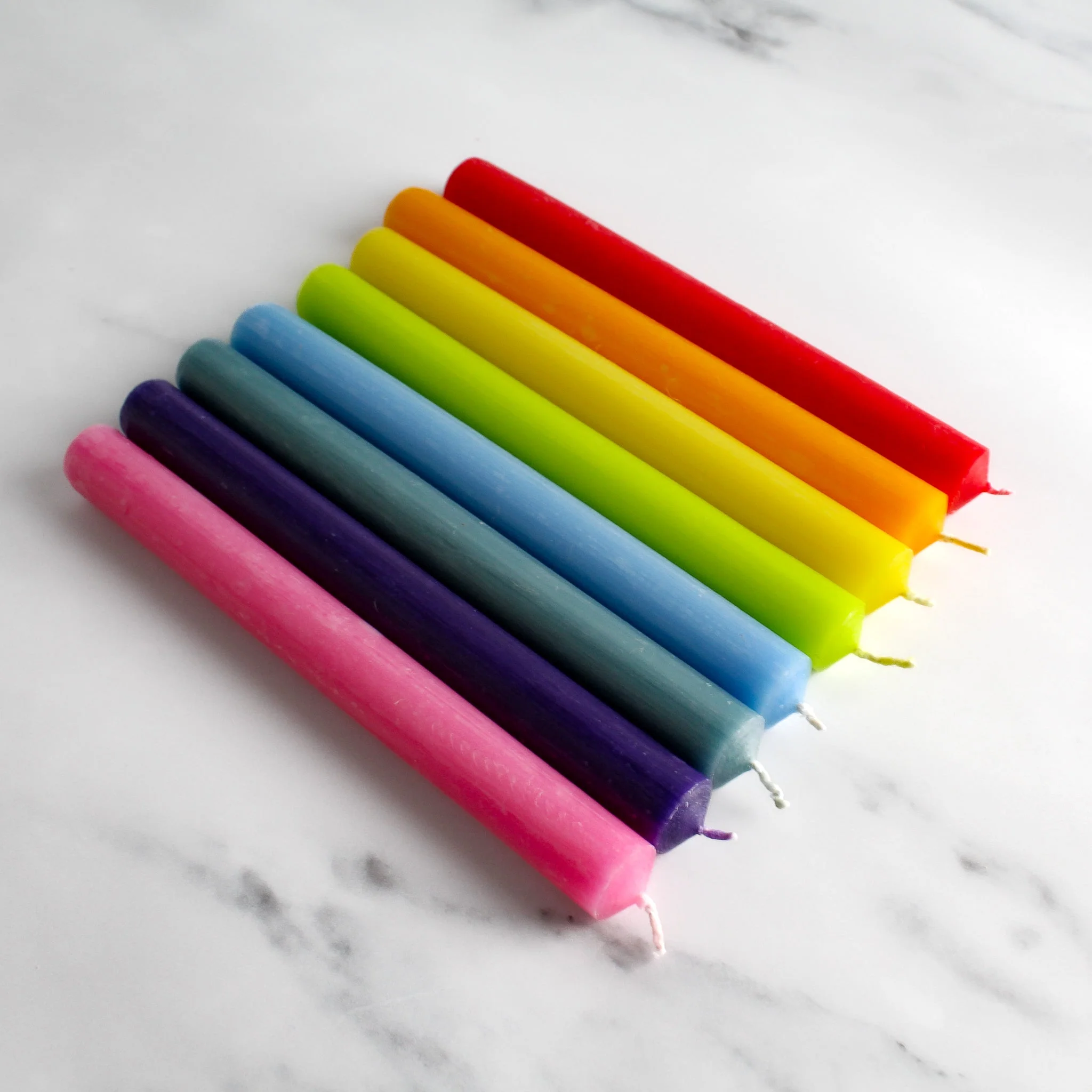 Set Of 8 Rainbow Candles - Image 4