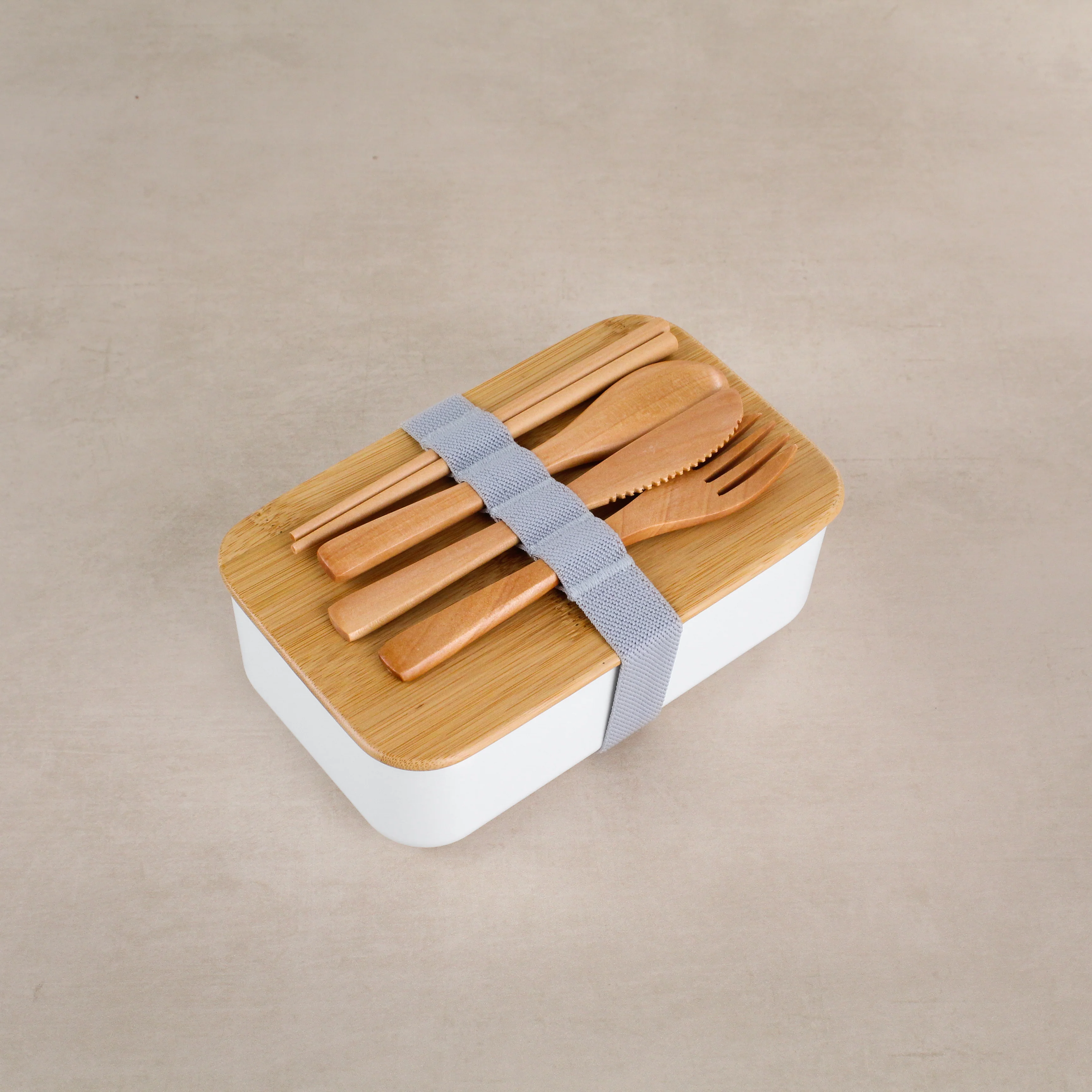 White Lunch Box with Bamboo Lid - Image 7
