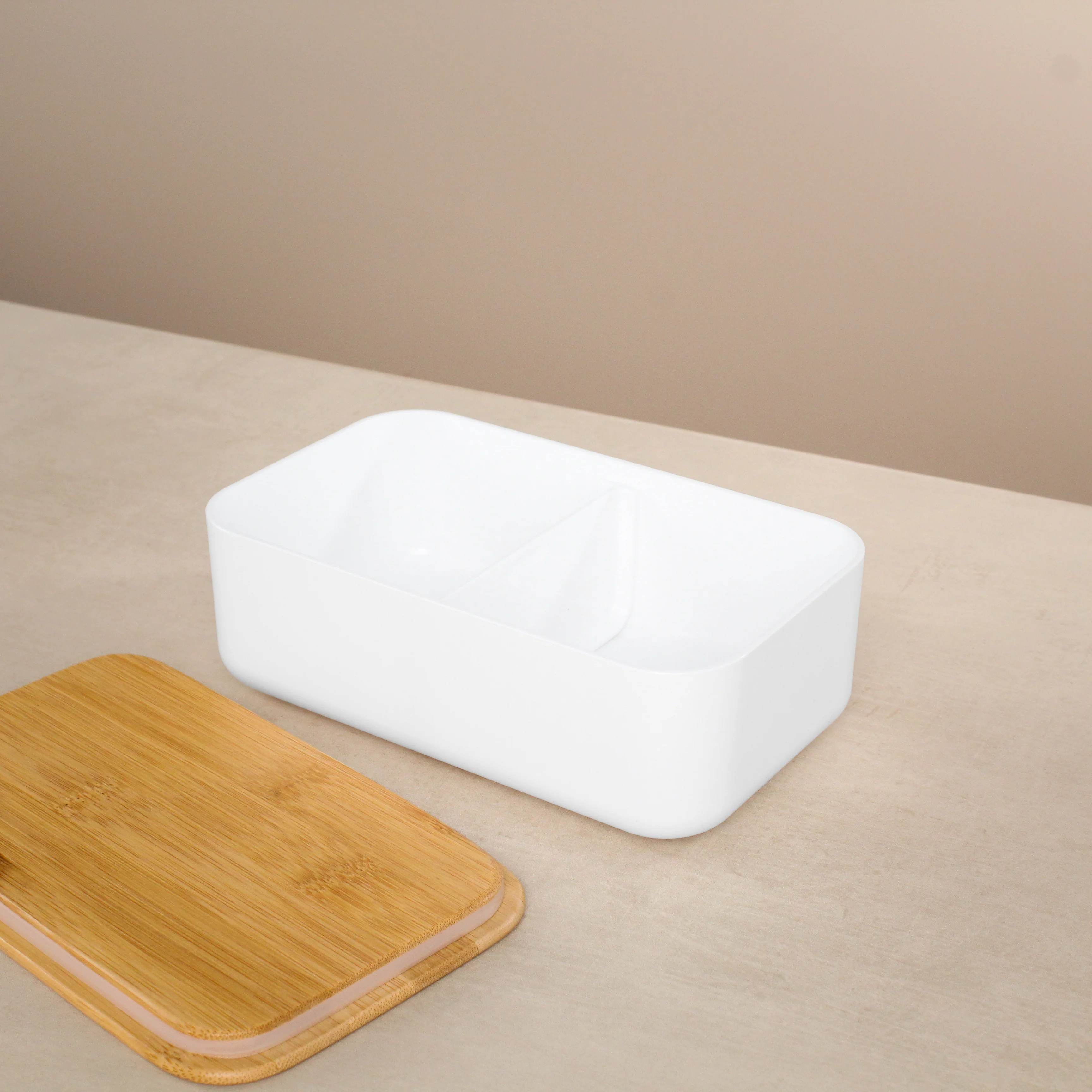 White Lunch Box with Bamboo Lid - Image 8