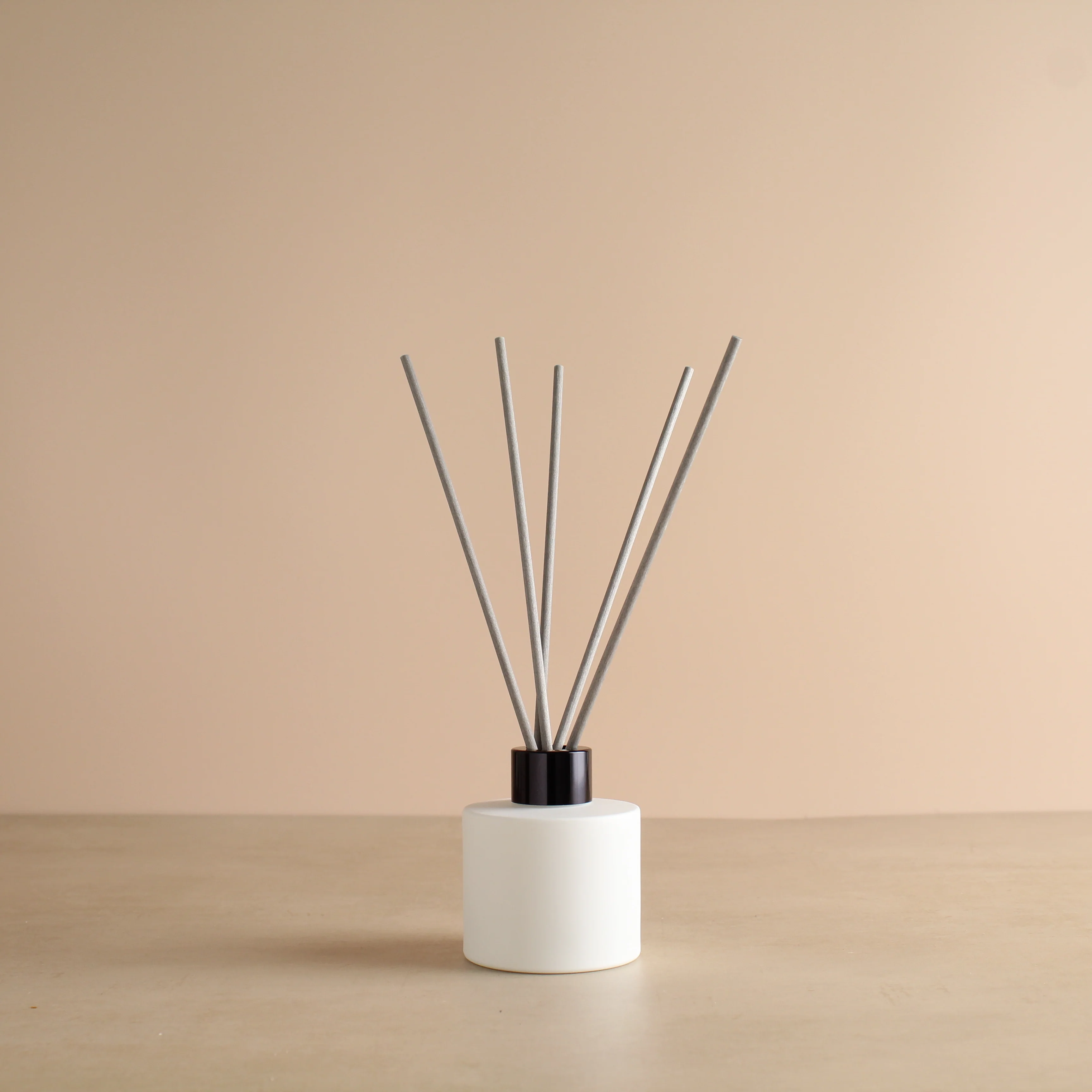 White Reed Diffuser - Wholesale - Image 4