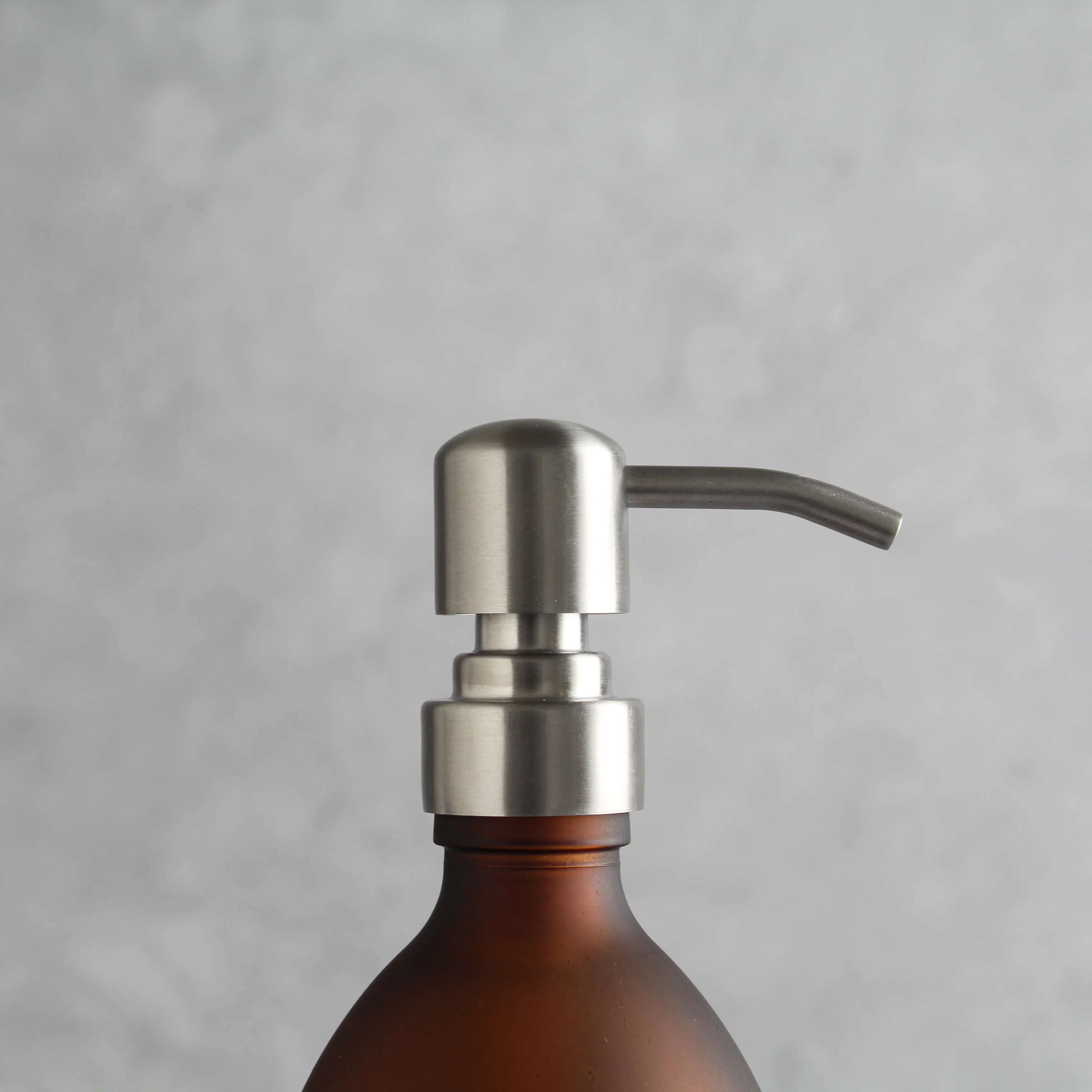 Black Tray & Frosted Amber Dispenser Triple Set - Image 11